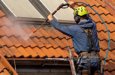Démoussage et hydrofuge de toiture à Bavinchove